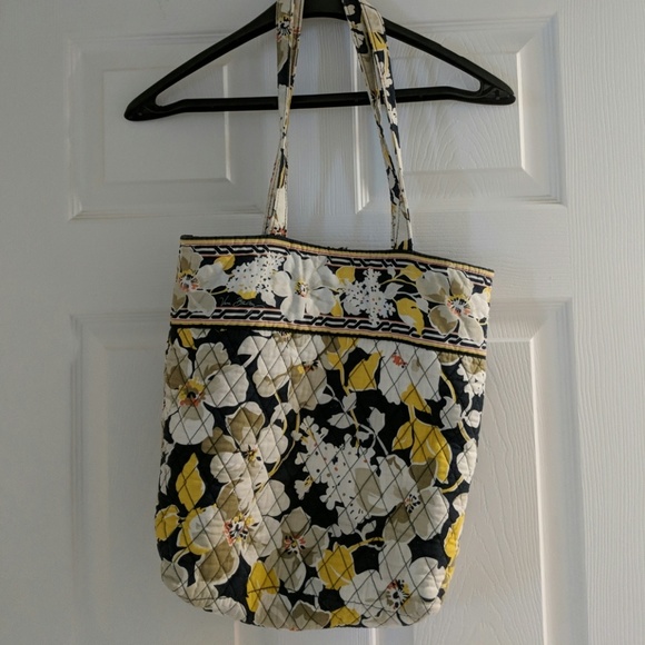 Vera Bradley Tote, excellent condition - Picture 1 of 4